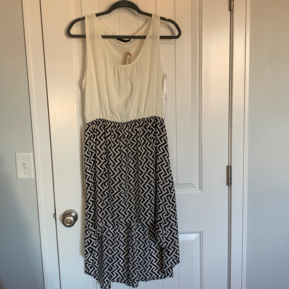NWT Honey Punch Contrast High Low Dress Size L